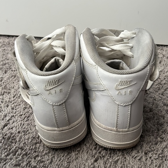 I wore once , price negotiable - Picture 4 of 5